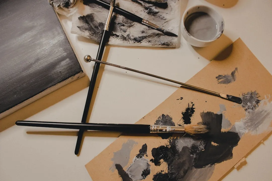 南通浩清装饰全屋定制与成品家具的差异对比分析